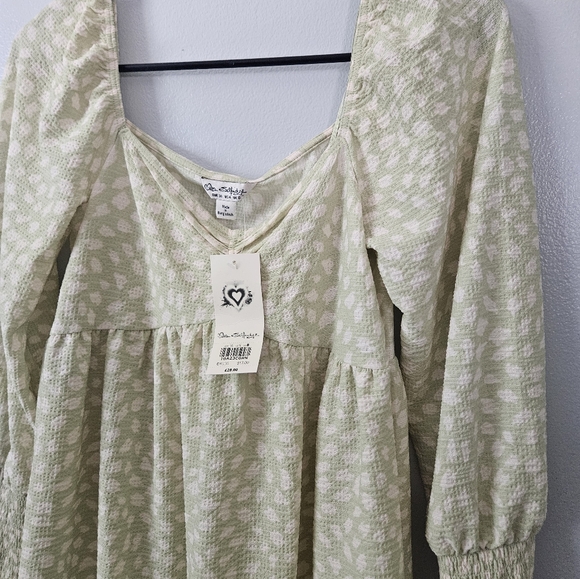 Boutique dress nwt - Picture 2 of 3